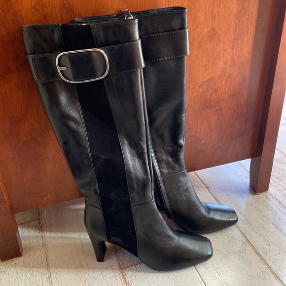 Geox Viviyanne beautiful black leather boot women’s size 37 European / 7 US boot - Picture 3 of 6